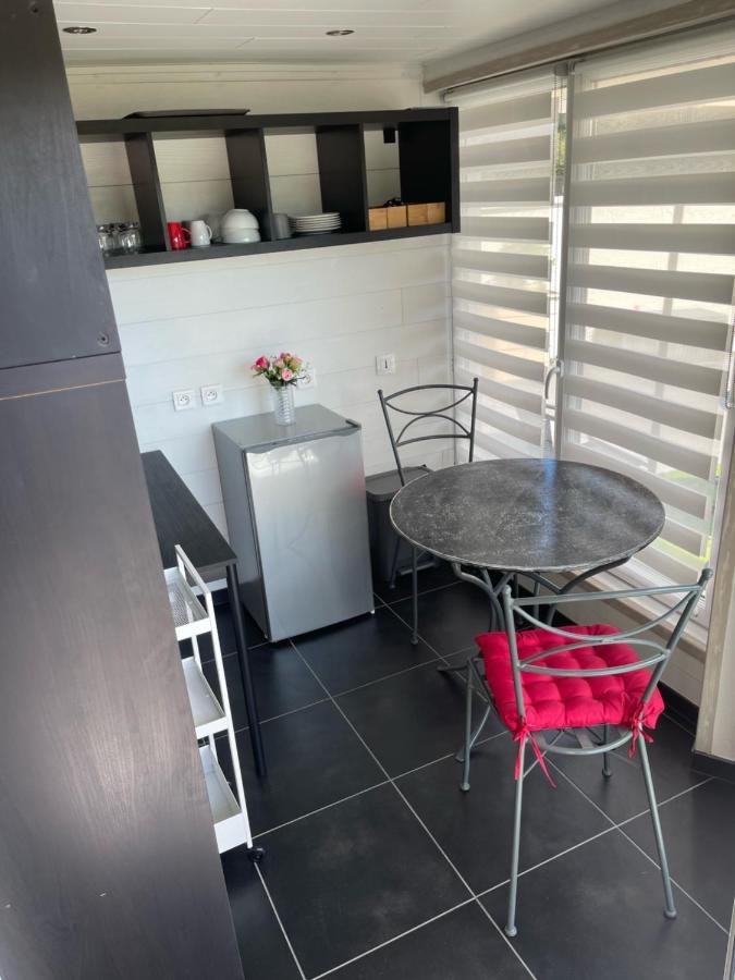 Relais Des Tourterelles Bed & Breakfast La Neuville-aux-Joutes Exterior foto